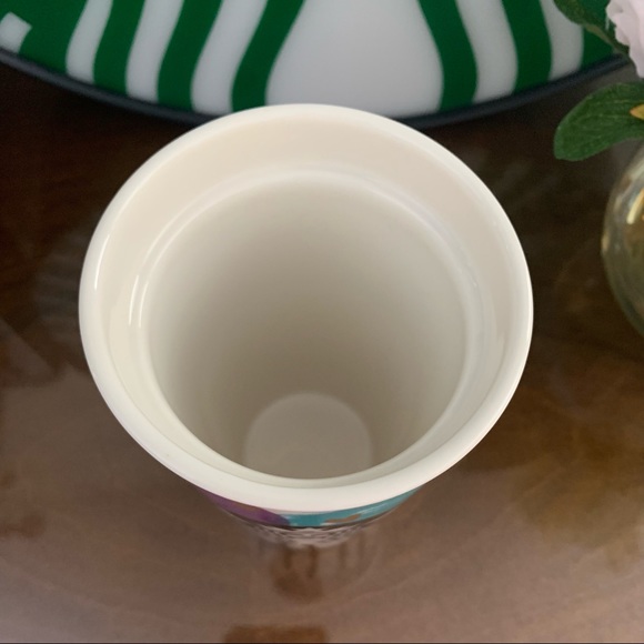 Starbucks Valentine’s Day Balloons Double Wall Traveler 12 Oz - Picture 3 of 5